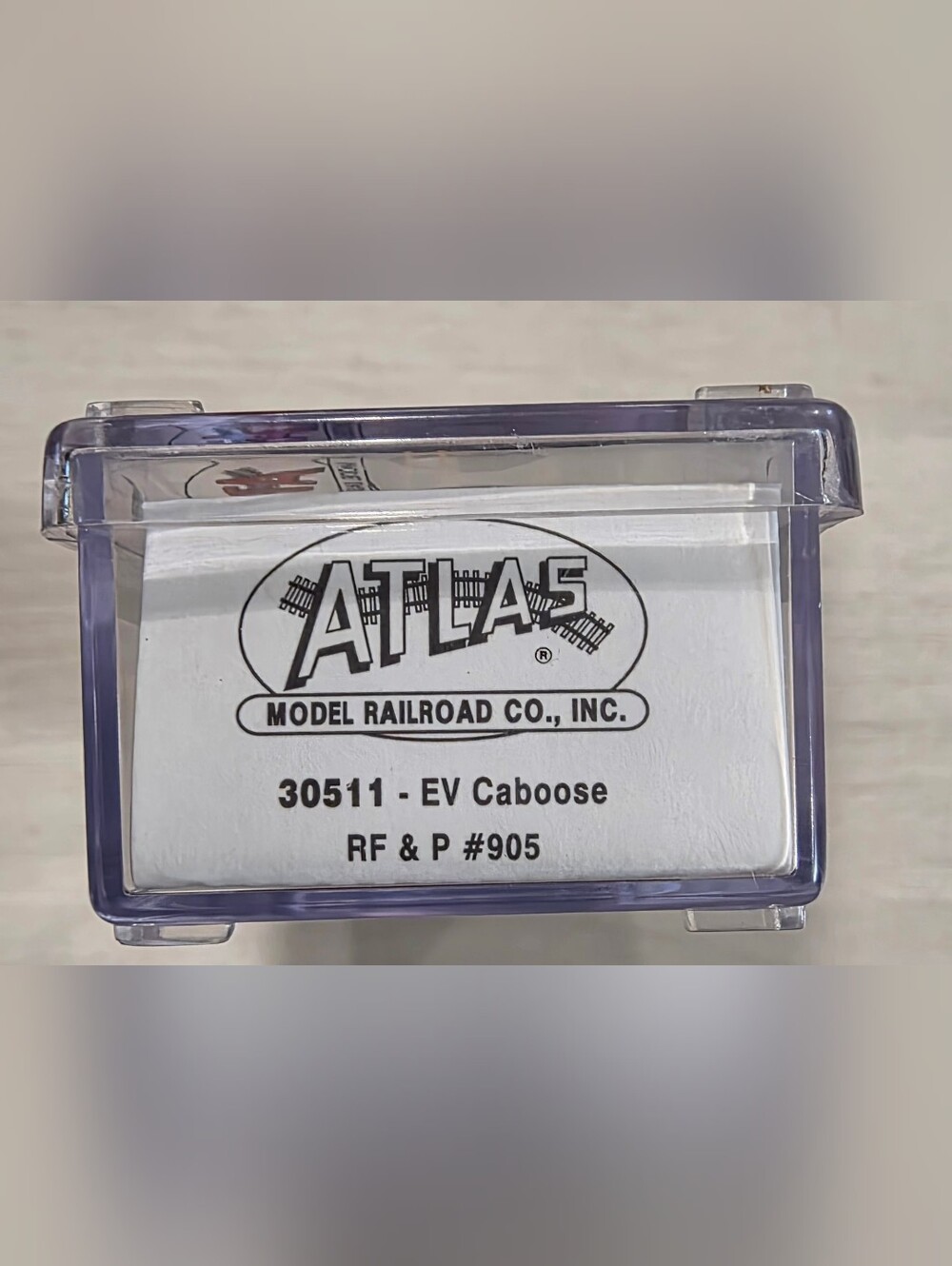 Atlas N Scale RF&P EV Caboose - Picture 2 of 2